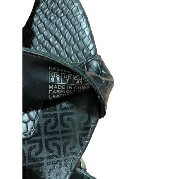 ROCKPORT Black Leather Ankle Strap Heels / NWT / SZ: 9.5 US - Picture 9 of 9